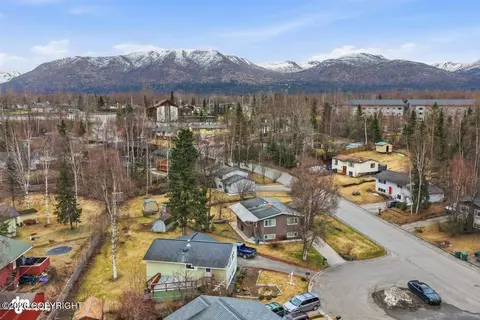 View/Area - 7643 E 20th Ave, Anchorage, AK 99504 photo 5 of 11