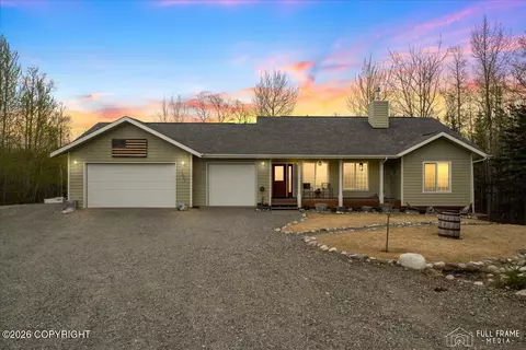 2351 S Colleen St, Palmer, AK 99645