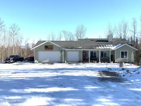2351 S Colleen St, Palmer, AK 99645