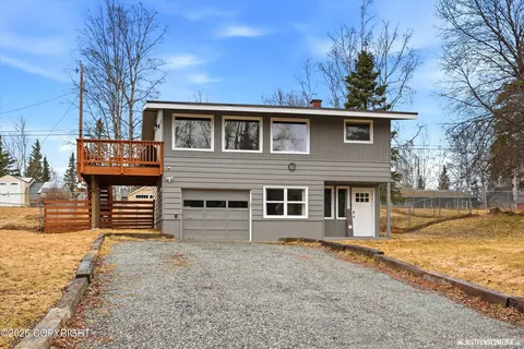 3436 Creekside Dr, Anchorage, AK 99504
