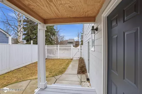 10621 Commodore Dr, Anchorage, AK 99507 photo 49