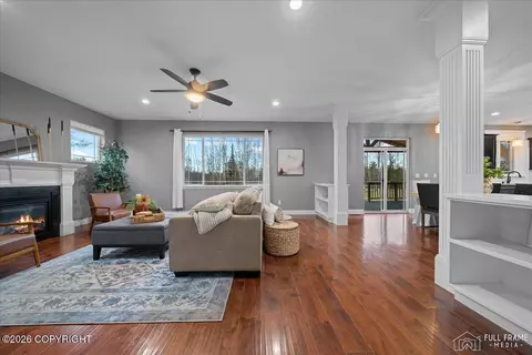 Living - 7092 E Riparian Loop, Palmer, AK 99645 photo 1 of 4