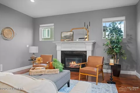 Living - 7092 E Riparian Loop, Palmer, AK 99645 photo 4 of 4