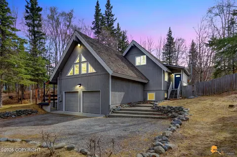 14800 Loc Loman Ln, Anchorage, AK 99516