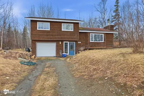 951 N Bunker Hill St, Wasilla, AK 99654