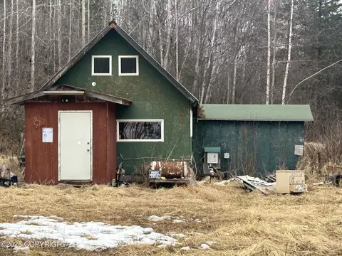 6201 W Limberlost Cir, Wasilla, AK 99623
