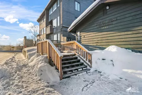 1430 Bridgeway St # 7, Anchorage, AK 99501