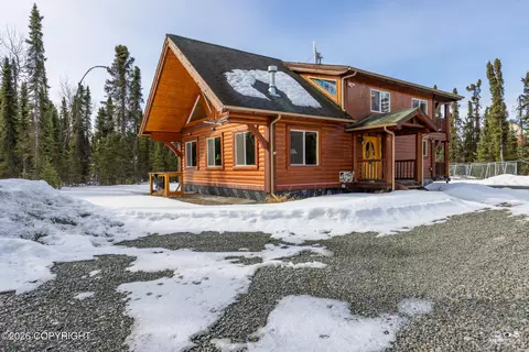 38501 Riverwood Park Pl, Kenai, AK 99611