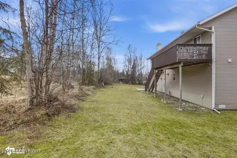 Exterior - 23032 Skyview Dr, Chugiak, AK 99567 photo 8 of 11