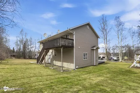 Exterior - 23032 Skyview Dr, Chugiak, AK 99567 photo 5 of 11