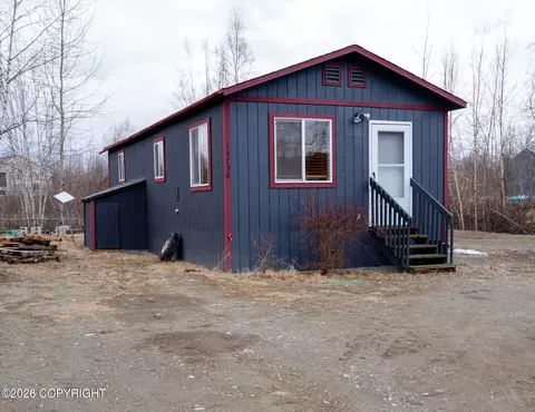 15730 W Hess Ln, Wasilla, AK 99654