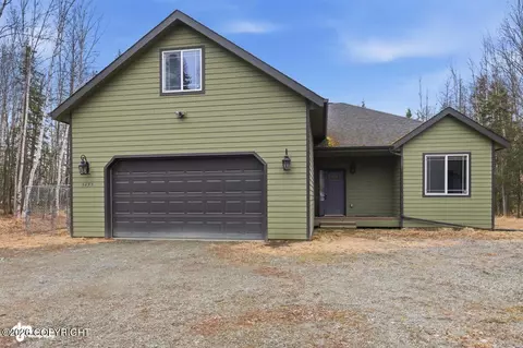 4295 N Wyoming Dr, Wasilla, AK 99623