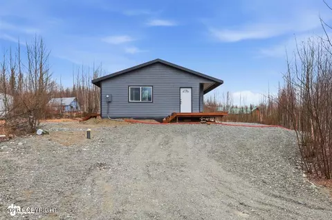 1598 N Beaver Lake Rd, Big Lake, AK 99652