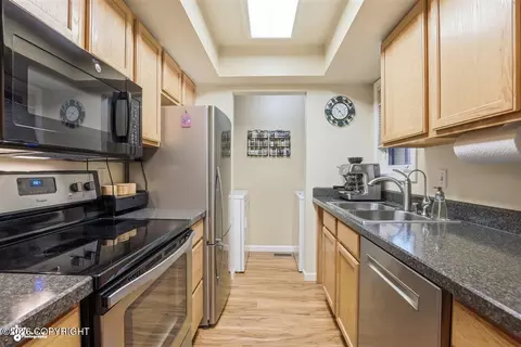 7312 Huntsman Cir #D-17, Anchorage, AK 99518