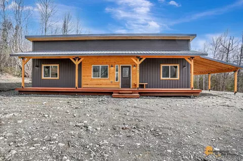 17787 Erika Dr, Wasilla, AK 99654