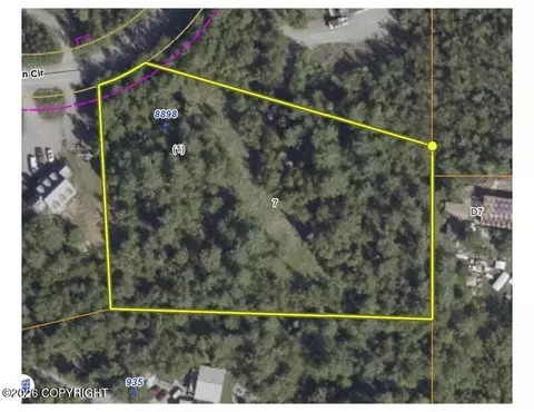 8898 E Garrett Woodson Dr, Palmer, AK 99645