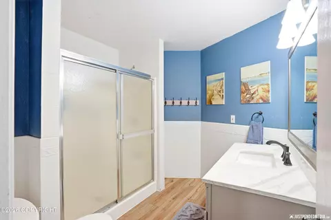 Bath - 19437 Inlet View Dr, Chugiak, AK 99567 photo 2 of 5