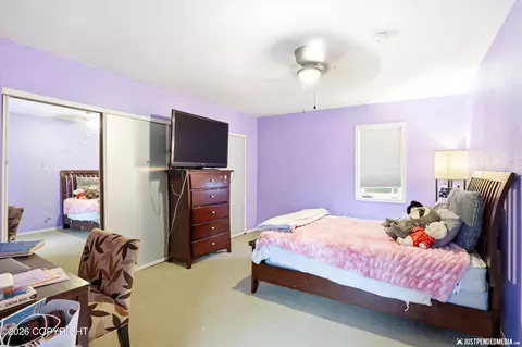 Bedroom - 19437 Inlet View Dr, Chugiak, AK 99567 photo 4 of 4