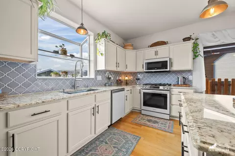 Kitchen - 5929 Big Bend Loop, Anchorage, AK 99502 photo 7 of 9