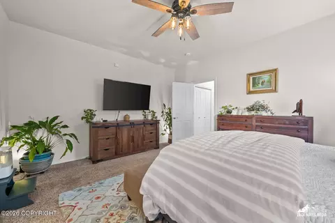 Bedroom - 5929 Big Bend Loop, Anchorage, AK 99502 photo 4 of 5