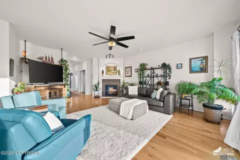 Living - 5929 Big Bend Loop, Anchorage, AK 99502 photo 4 of 4