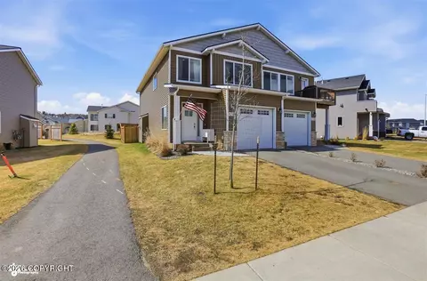 8768 Dry Creek Loop # 42A, Anchorage, AK 99502