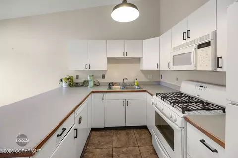 Kitchen - 9421 Agattu Cir, Eagle River, AK 99577 photo 2 of 2