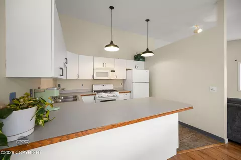 Kitchen - 9421 Agattu Cir, Eagle River, AK 99577 photo 1 of 2