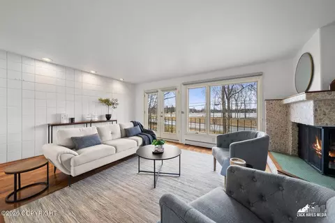 3333 Lakeshore Dr # 10, Anchorage, AK 99517
