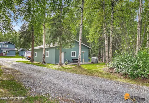 20506 Jayhawk Dr, Chugiak, AK 99567 photo 3