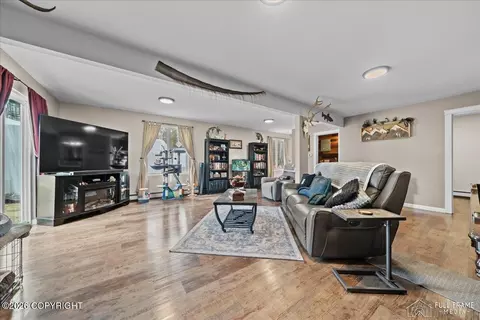 20506 Jayhawk Dr, Chugiak, AK 99567 photo 11