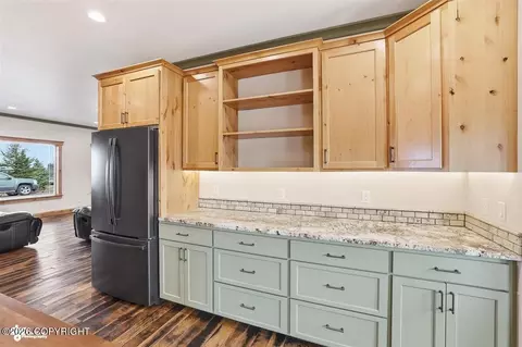 Kitchen - 67579 Endless View Loop, Homer, AK 99603 photo 11 of 11