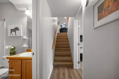 Entry Way - 16663 Baird Cir, Eagle River, AK 99577 photo 7 of 8