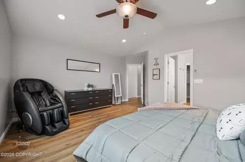 Bedroom - 16663 Baird Cir, Eagle River, AK 99577 photo 4 of 11