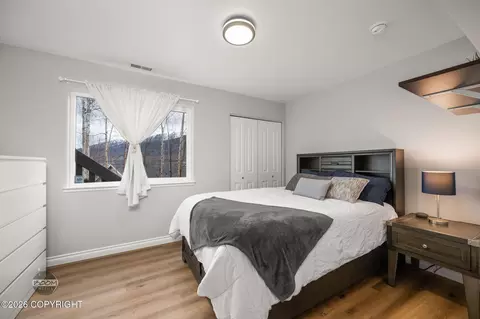 Bedroom - 16663 Baird Cir, Eagle River, AK 99577 photo 10 of 11