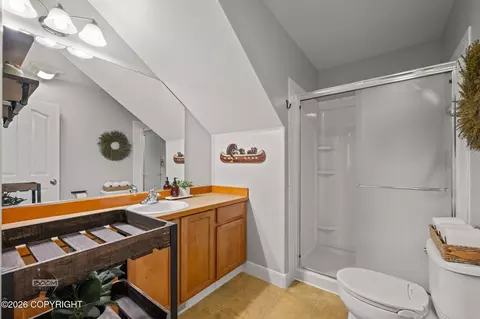 Bath - 16663 Baird Cir, Eagle River, AK 99577 photo 8 of 9