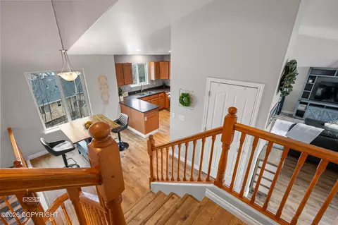 Entry Way - 16663 Baird Cir, Eagle River, AK 99577 photo 4 of 8
