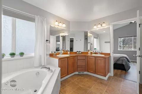 Bath - 16663 Baird Cir, Eagle River, AK 99577 photo 5 of 9