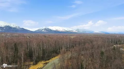4620 E Hart Lake Loop, Wasilla, AK 99654 photo 3