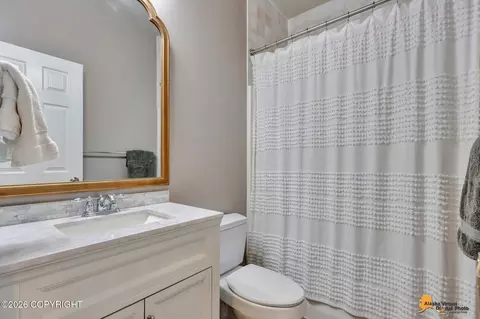 Bath - 13082 Ezi View Cir, Eagle River, AK 99577 photo 1 of 3