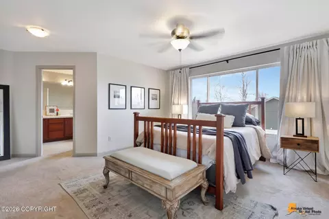Bedroom - 13082 Ezi View Cir, Eagle River, AK 99577 photo 2 of 4