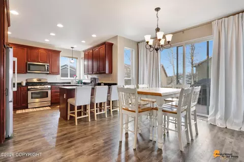 Dining - 13082 Ezi View Cir, Eagle River, AK 99577 photo 3 of 3