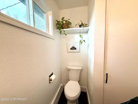 Bath - 6530 E 9th Ave, Anchorage, AK 99504 photo 3 of 3