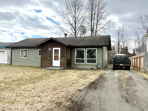 6530 E 9th Ave, Anchorage, AK 99504