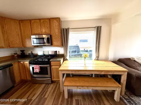 Kitchen - 6530 E 9th Ave, Anchorage, AK 99504 photo 4 of 5