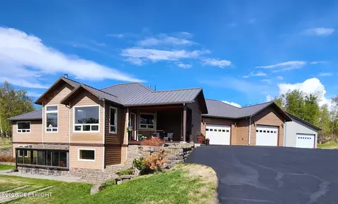18221 E St Anthony Cir, Palmer, AK 99645