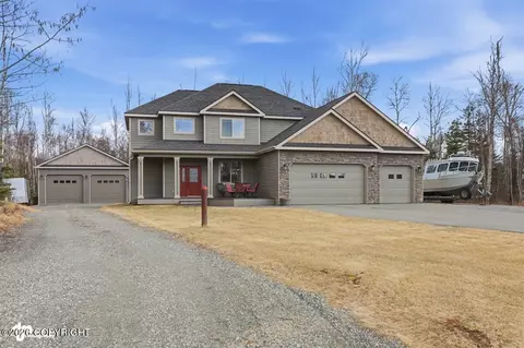 2731 W Cotton Creek Cir, Wasilla, AK 99654