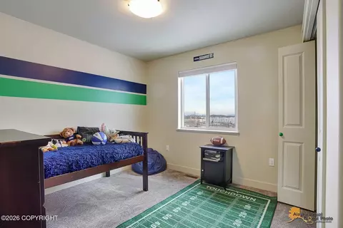 Bedroom - 1138 E Mountain Peak Loop, Palmer, AK 99645 photo 2 of 6