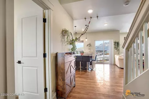 Entry Way - 1138 E Mountain Peak Loop, Palmer, AK 99645 photo 2 of 3