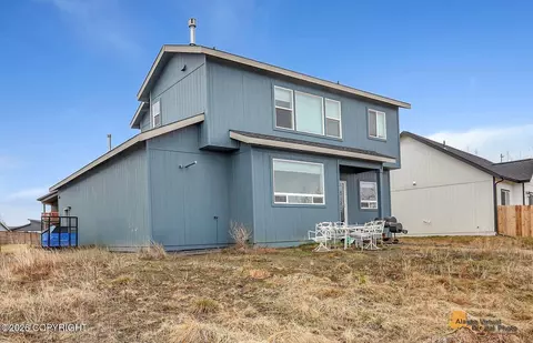 Exterior - 1138 E Mountain Peak Loop, Palmer, AK 99645 photo 3 of 8